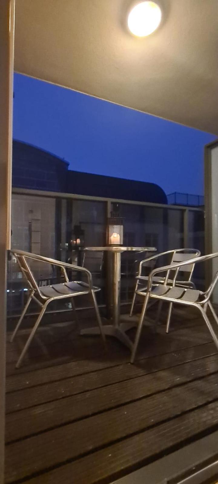 5Ensational Eu- Zone Appartment Brussels Ngoại thất bức ảnh